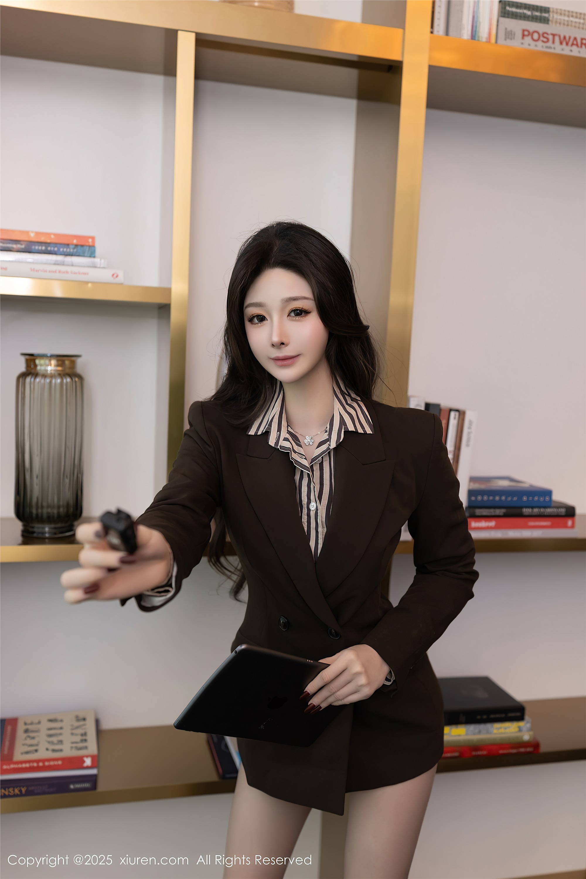 Xiuren秀人网 2025.04.25 NO.10202 小逗逗